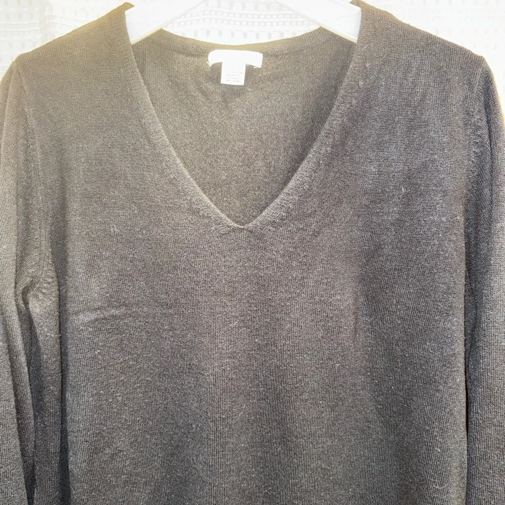 Mercer Street Studio Black V-Neck Sweater